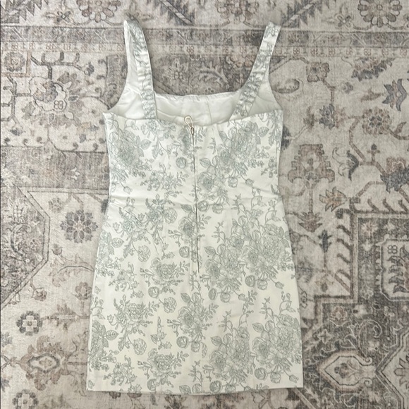 House of Harlow 1960 White and Green Floral Mini Dress - Picture 2 of 5